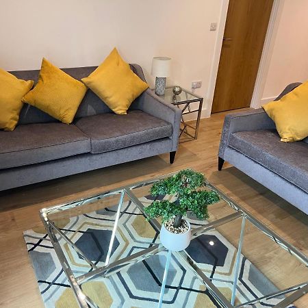 Lovely 2 Bed Apartment In Leeds Centre Экстерьер фото