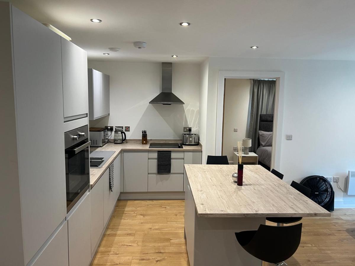 Lovely 2 Bed Apartment In Leeds Centre Экстерьер фото